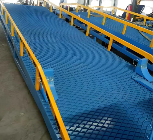 陆丰移动式液压登车桥